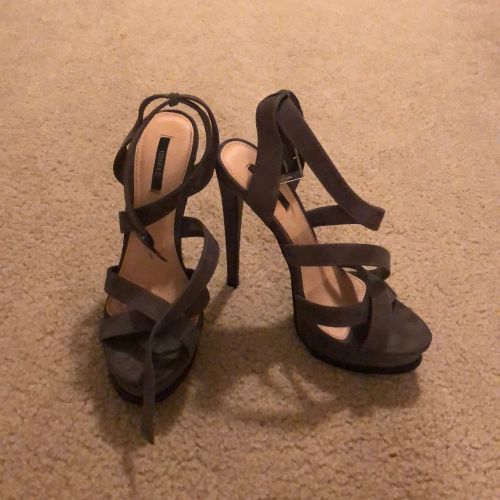 Straps grey high heels